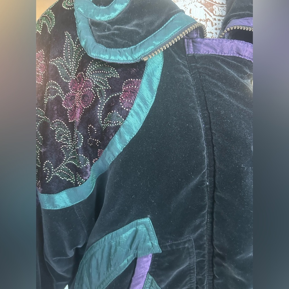 Current Seen Vintage 80s/90s Puffy Velvet Sheen Winter Coat Size 18W - Picture 2 of 14